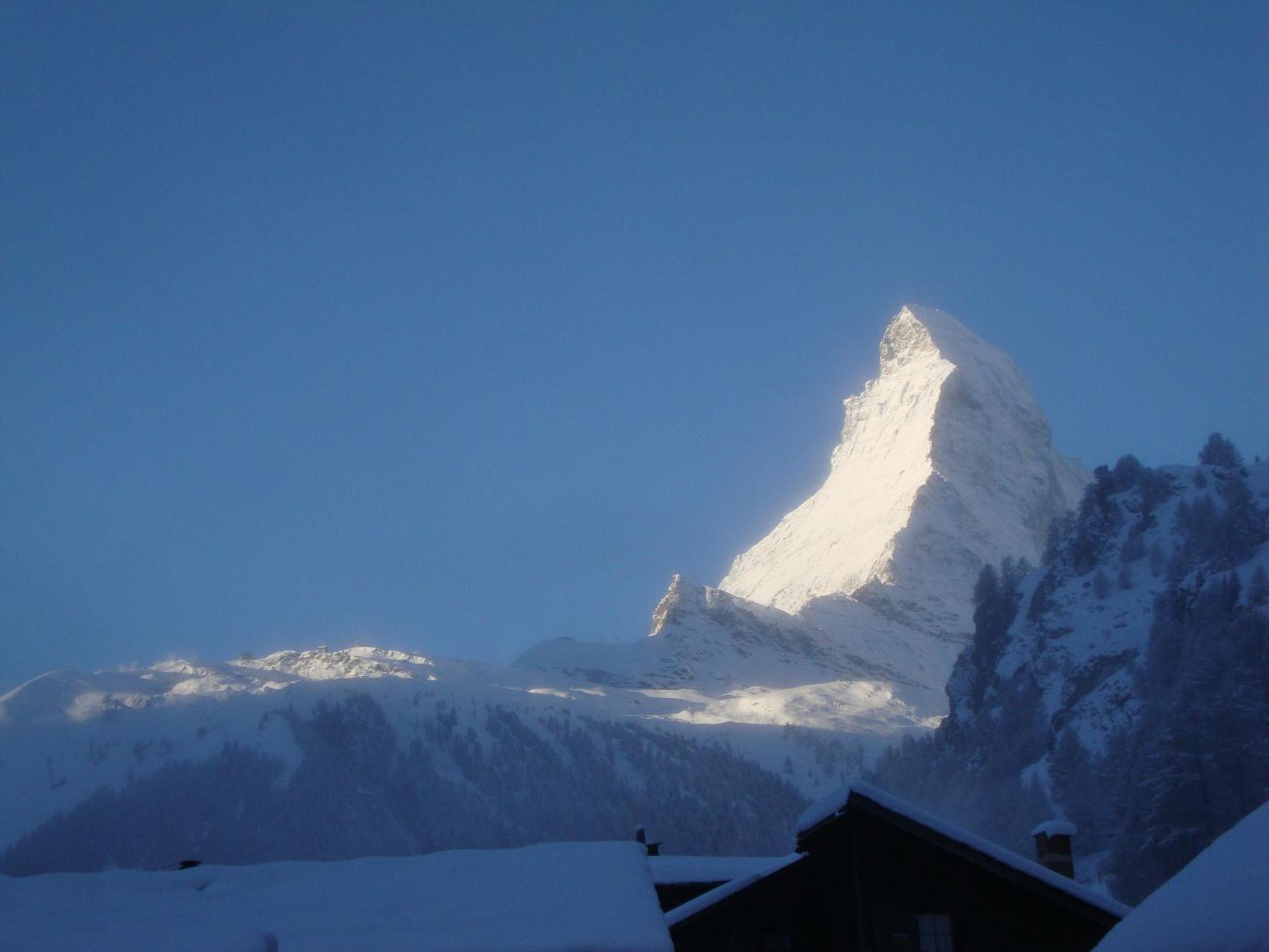 Haus Perelia C Lägenhet Zermatt Exteriör bild